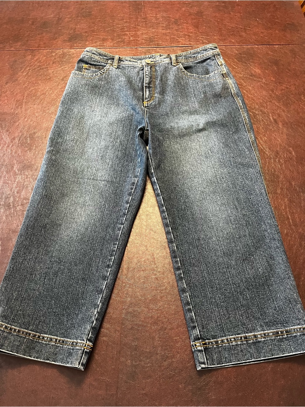 Chico's Wide-Leg Jeans in Medium Blue Wash